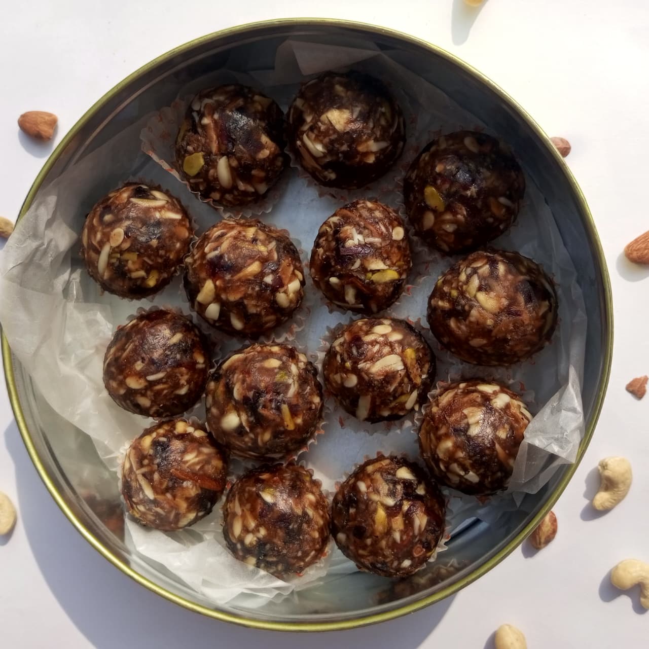 Riwayat Khajoor Laddu